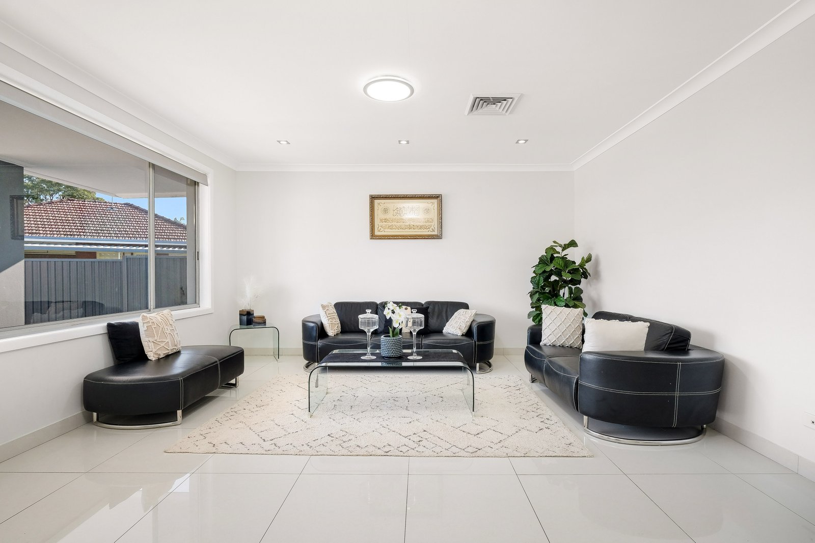 7 Stephen Place ROSELANDS 3