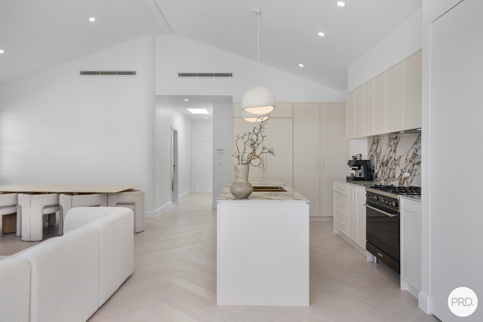 7 Stewart Avenue PEAKHURST 11