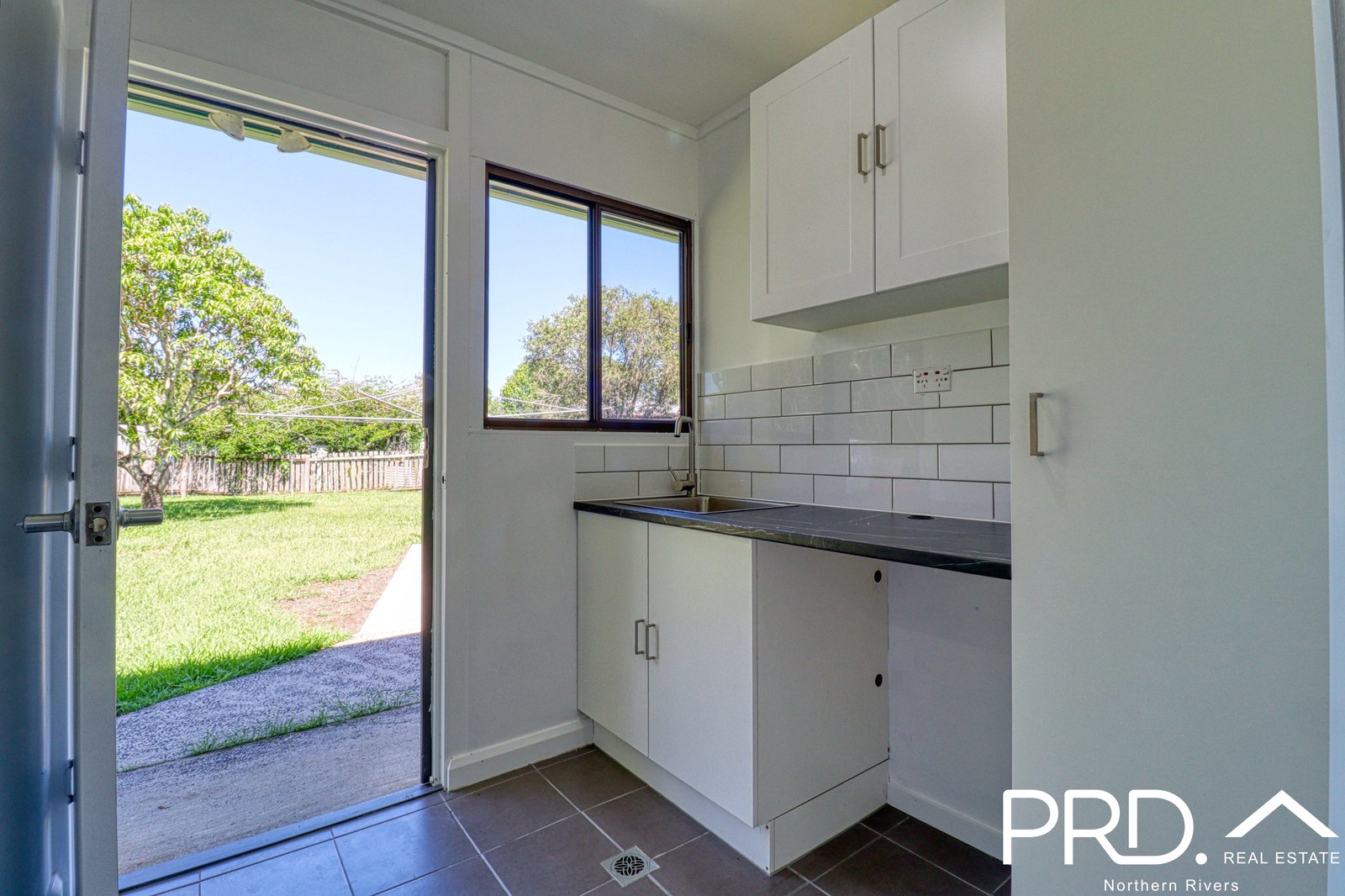 7 Stitz Place CASINO 12