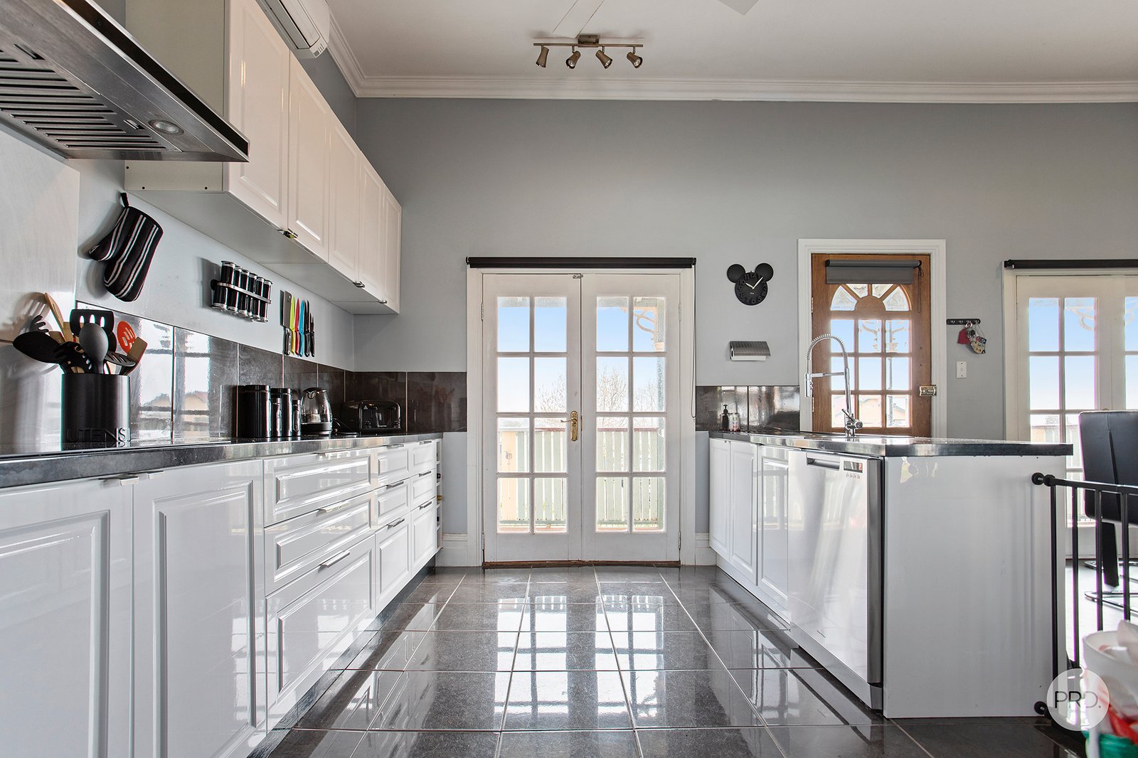 7 Stone Street LONG GULLY 4