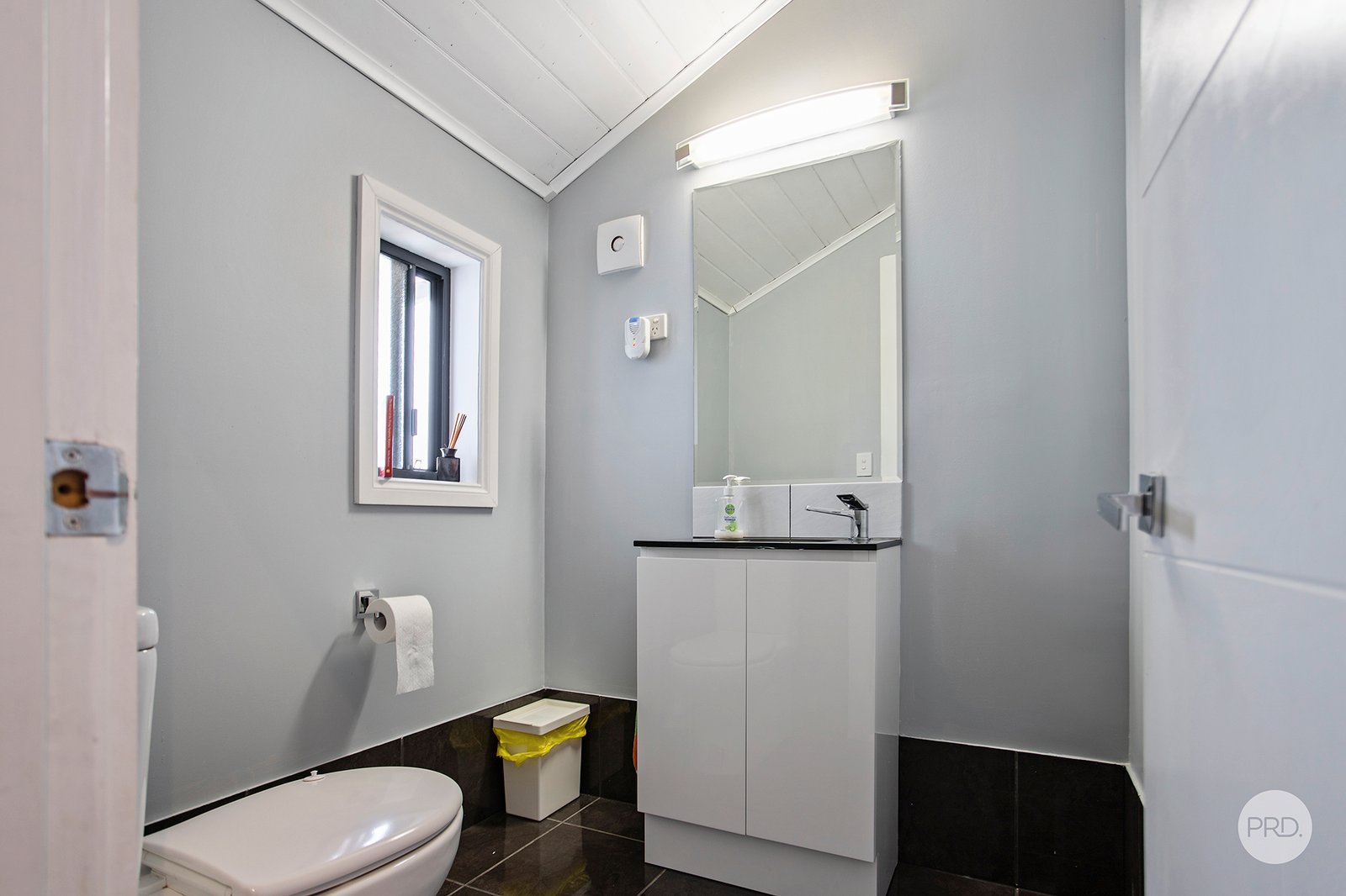 7 Stone Street LONG GULLY 9