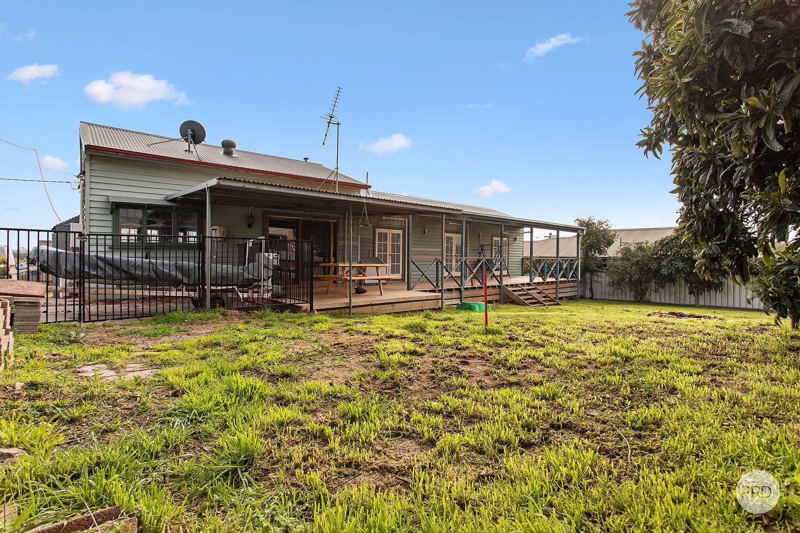 7 Stone Street LONG GULLY 12