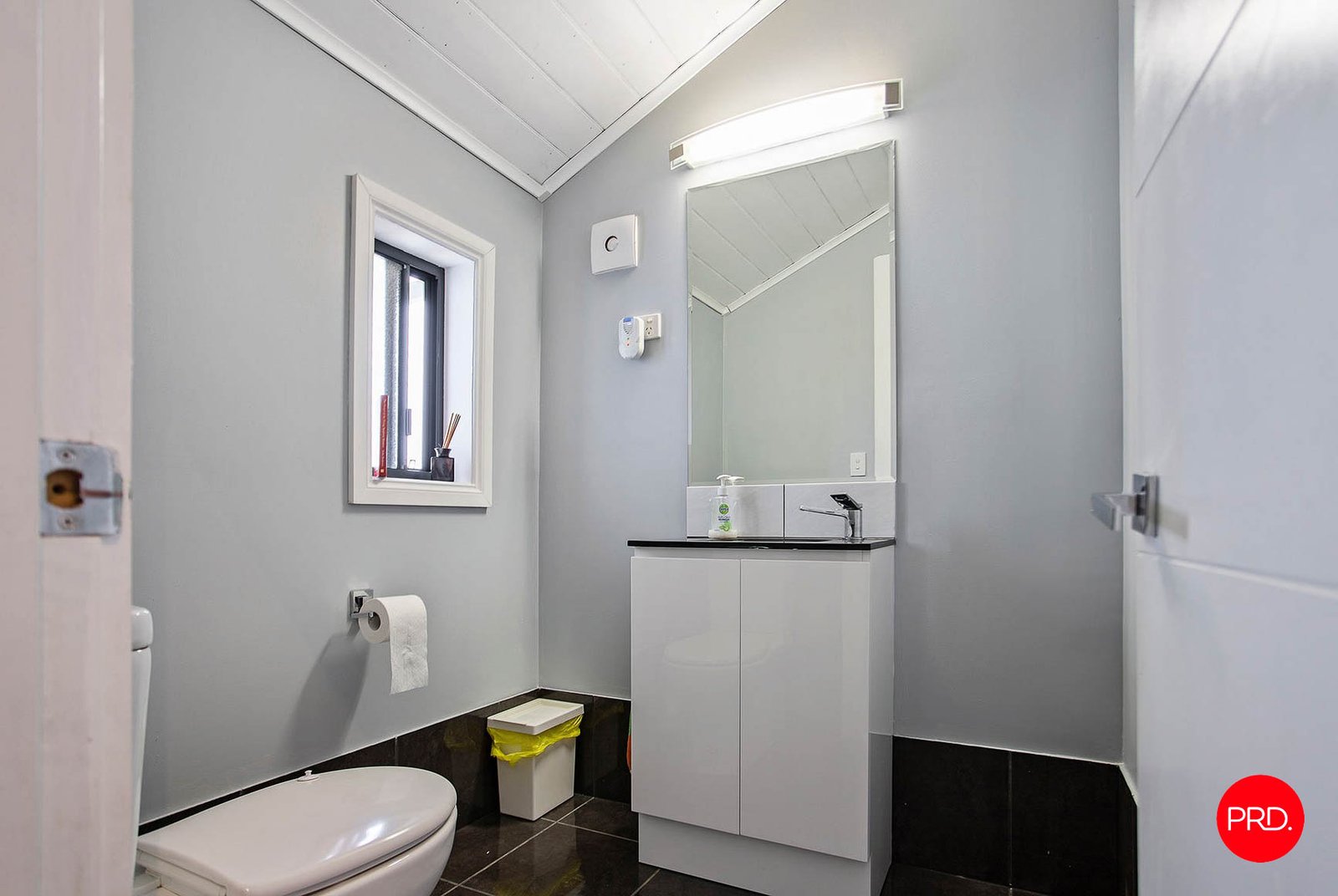 7 Stone Street LONG GULLY 11