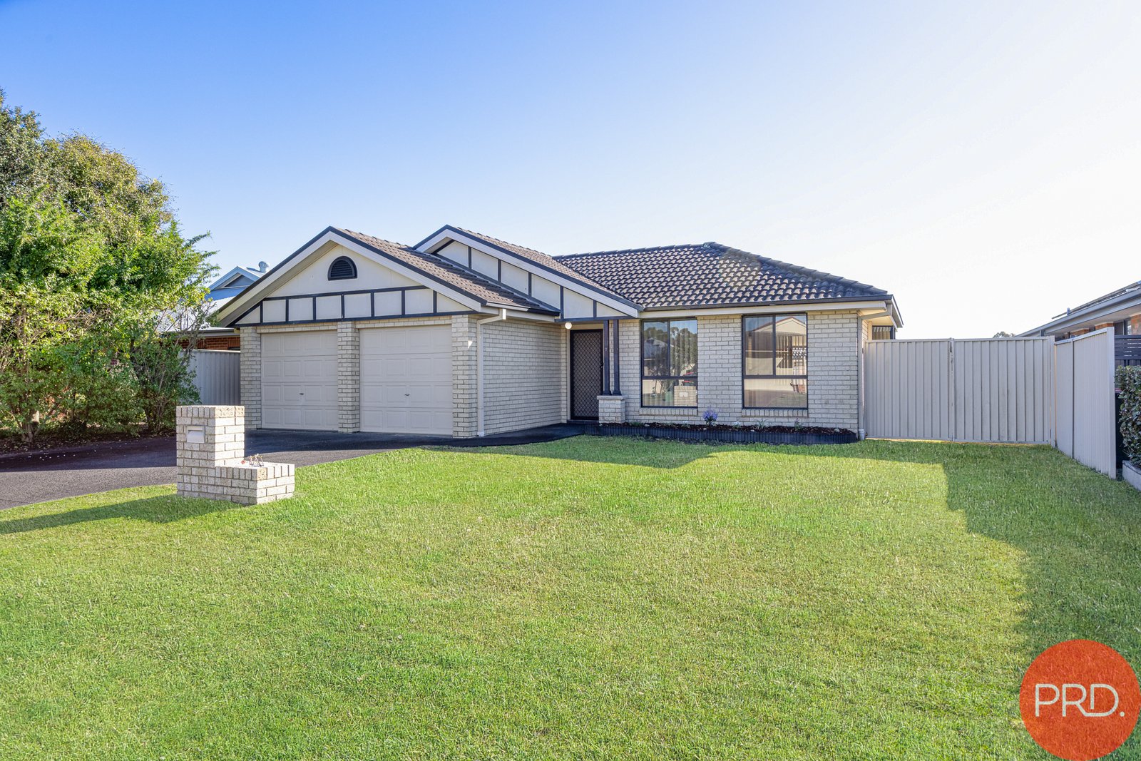 7 Streeton Drive METFORD 1