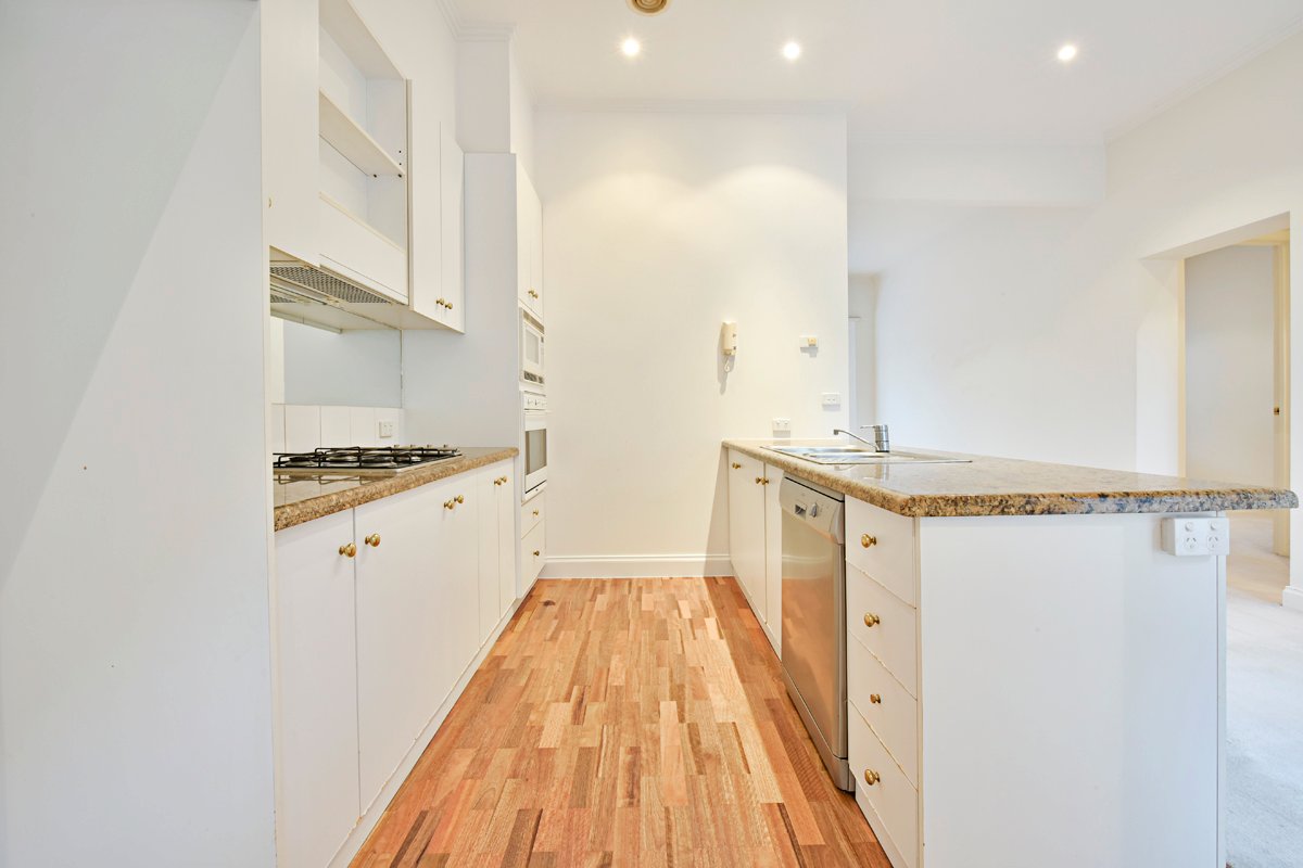 Gallery: 7 Strode Street