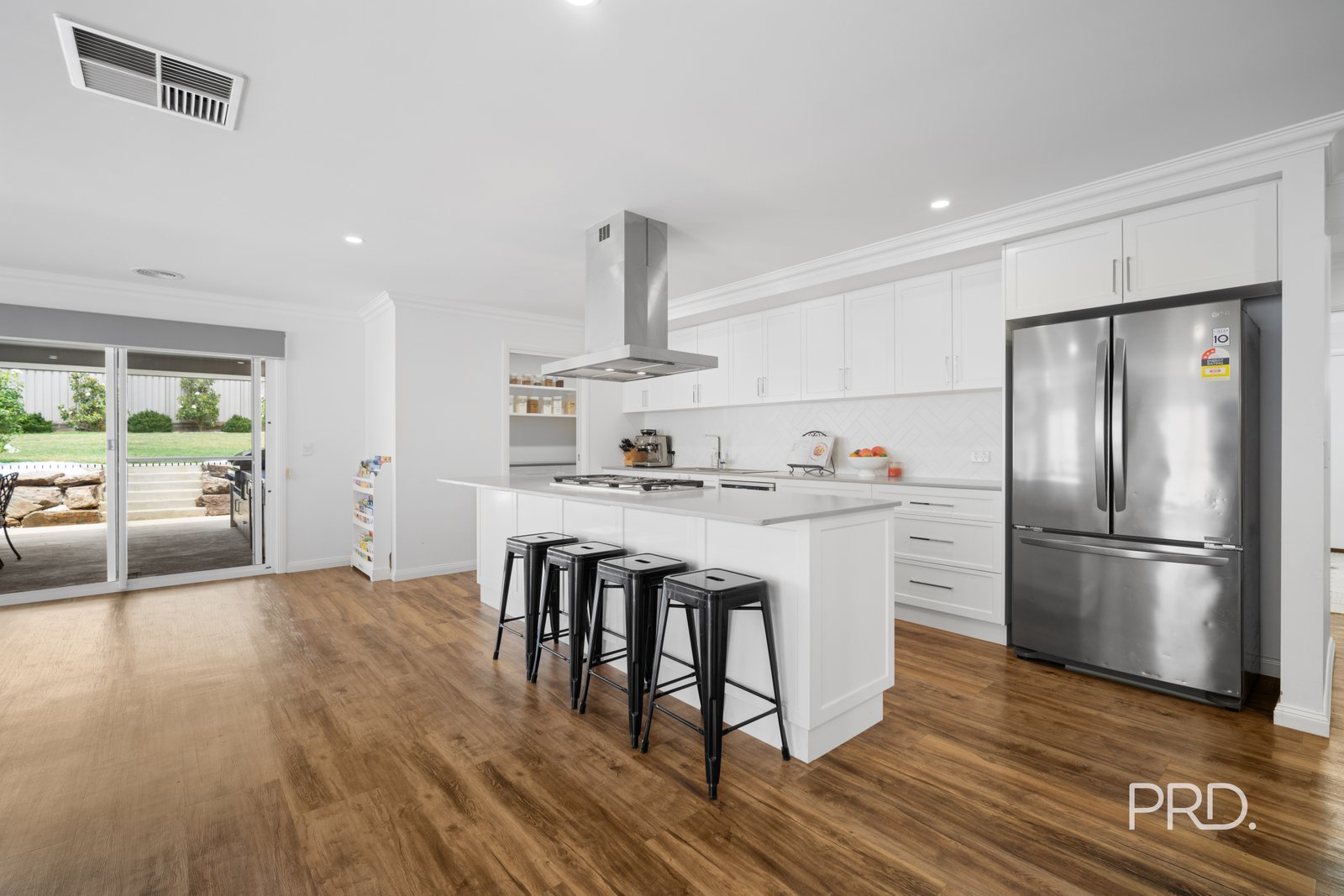 7 Sturrock Drive BOOROOMA 19