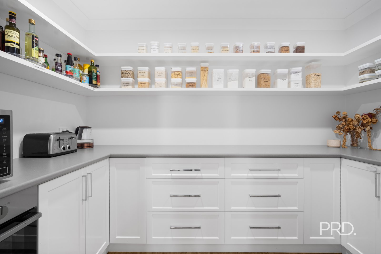 7 Sturrock Drive BOOROOMA 21