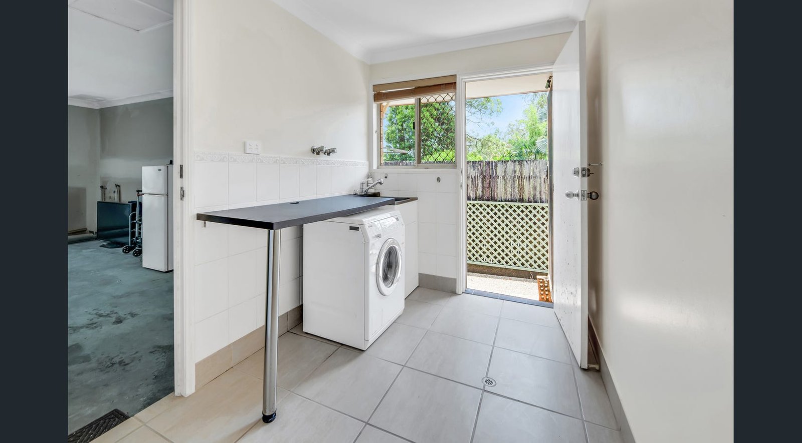 7 Sun Valley Drive ASHMORE 17
