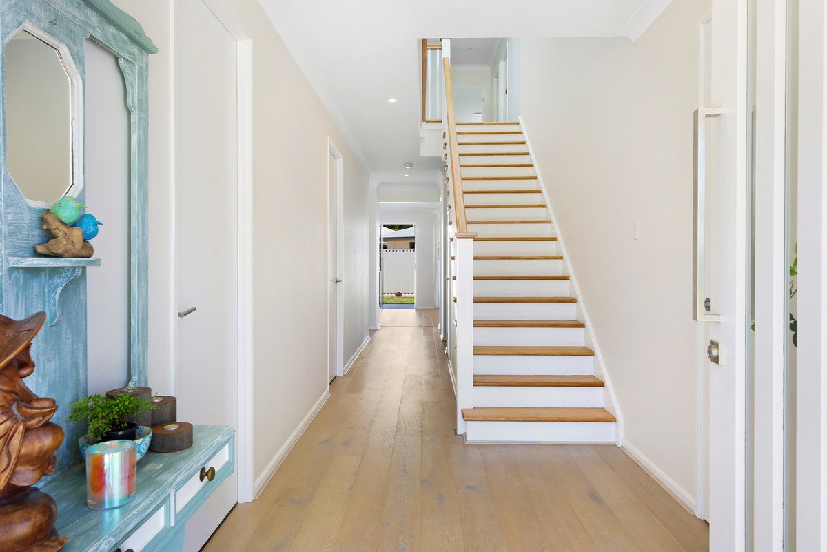 7 Suncove Court Burleigh Heads 2