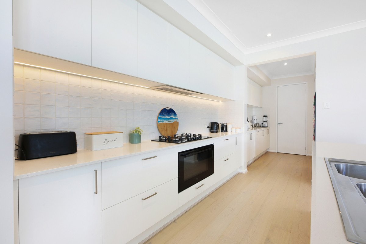 7 Suncove Court Burleigh Heads 5