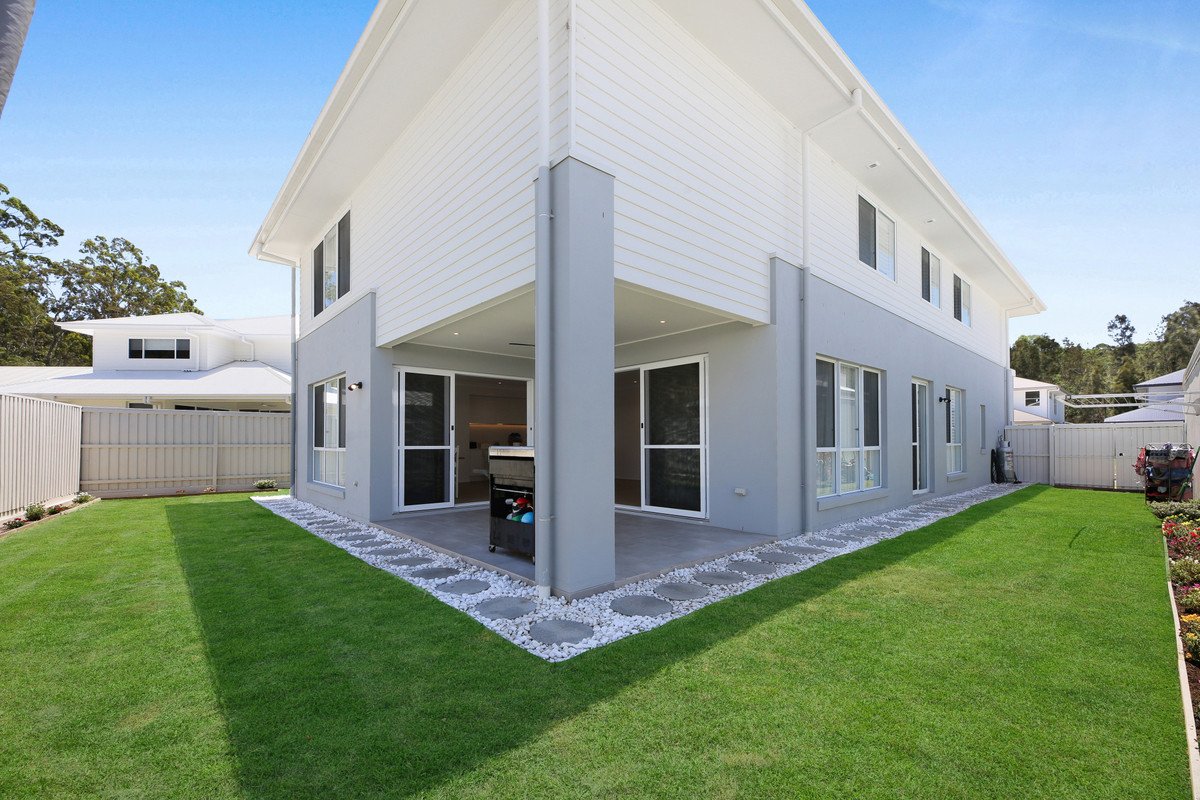 7 Suncove Court Burleigh Heads 11