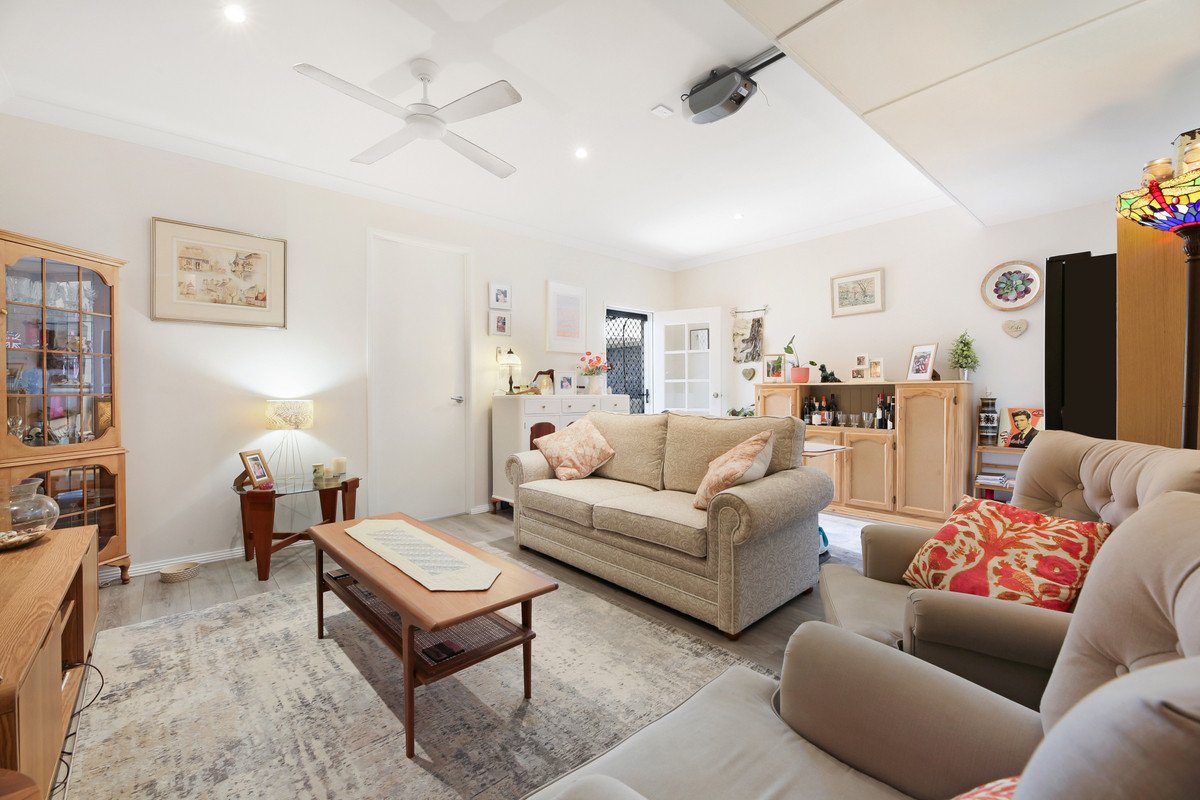 7 Suncove Court Burleigh Heads 26