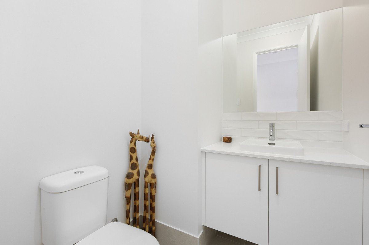 7 Suncove Court Burleigh Heads 30