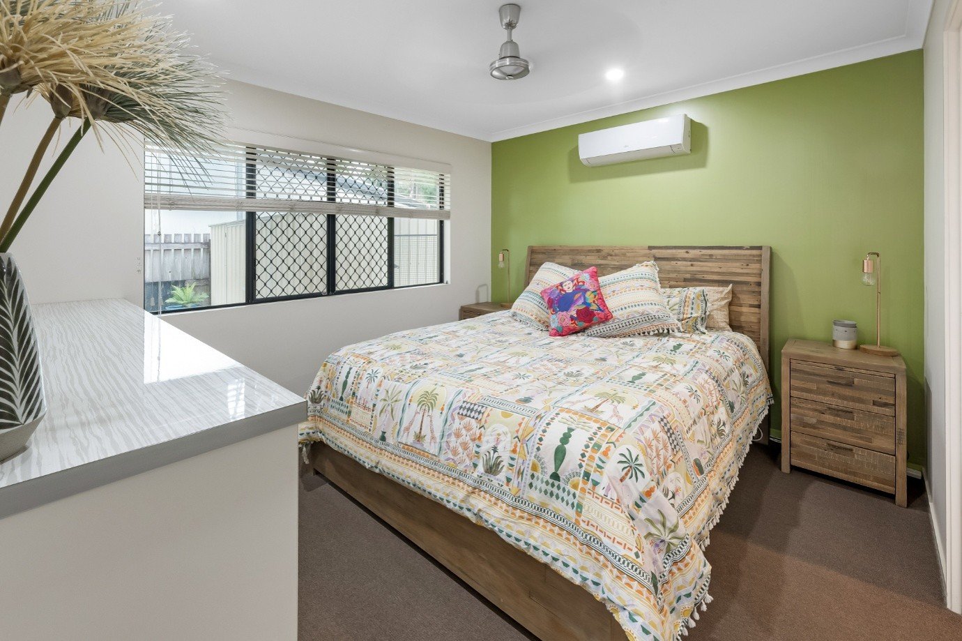7 Sunita Drive ANDERGROVE 6