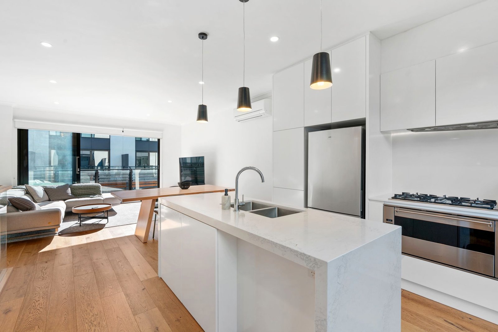 Gallery: 7 Sunlight Road