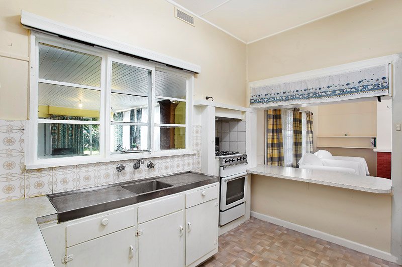 Gallery: 7 Surrey Crescent