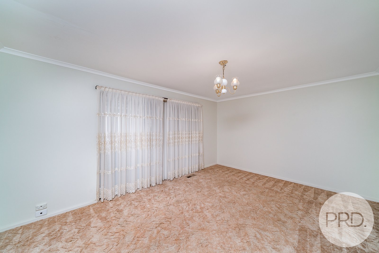 7 Swan Street ASHMONT 3