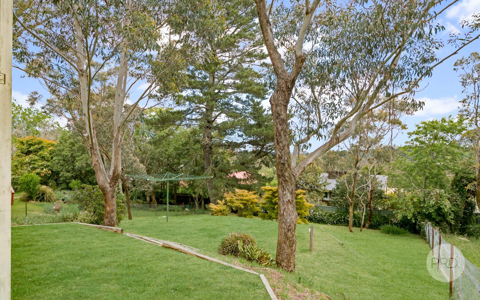 7 Tableland Road WENTWORTH FALLS 2