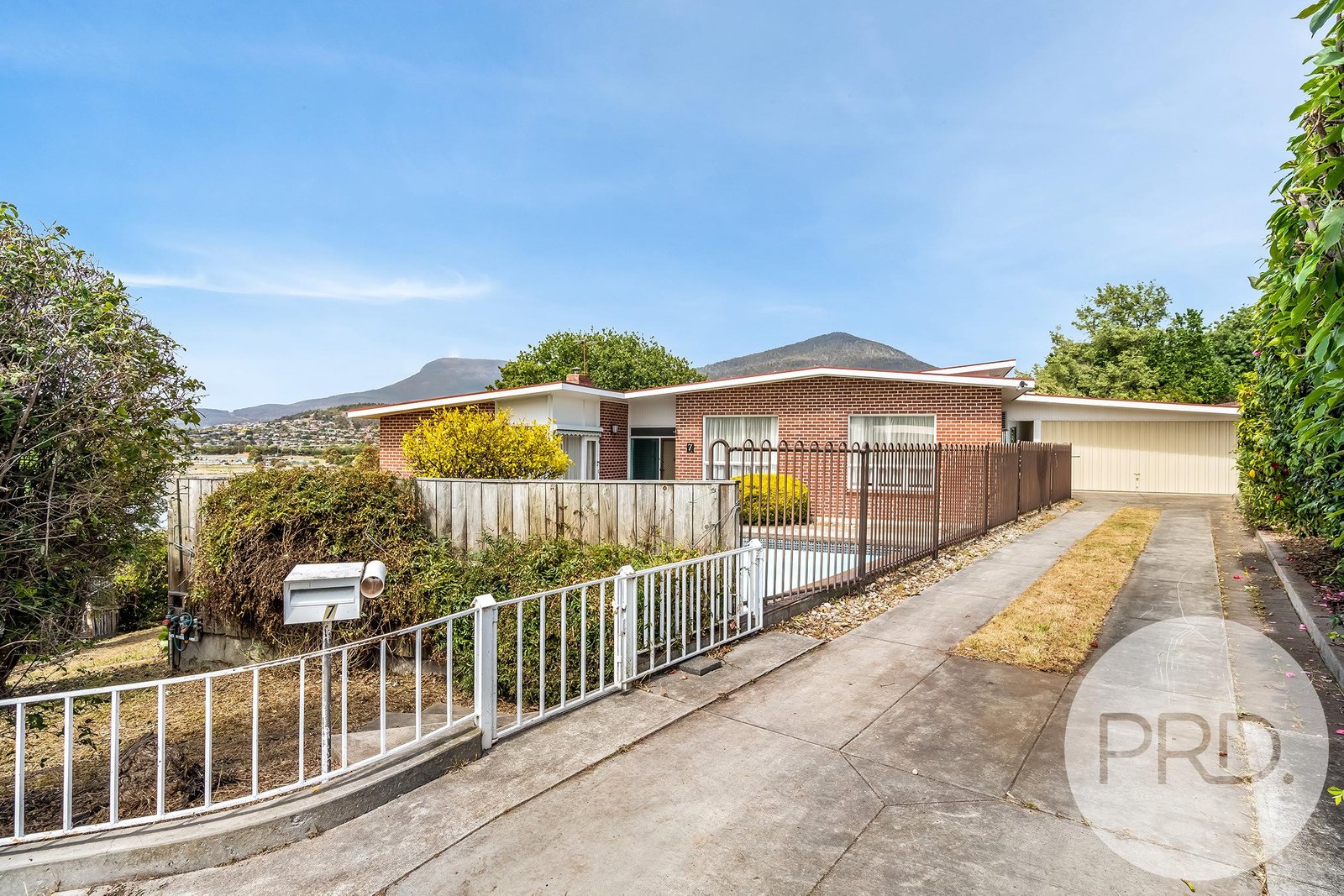 7 Tamara Court BERRIEDALE 4