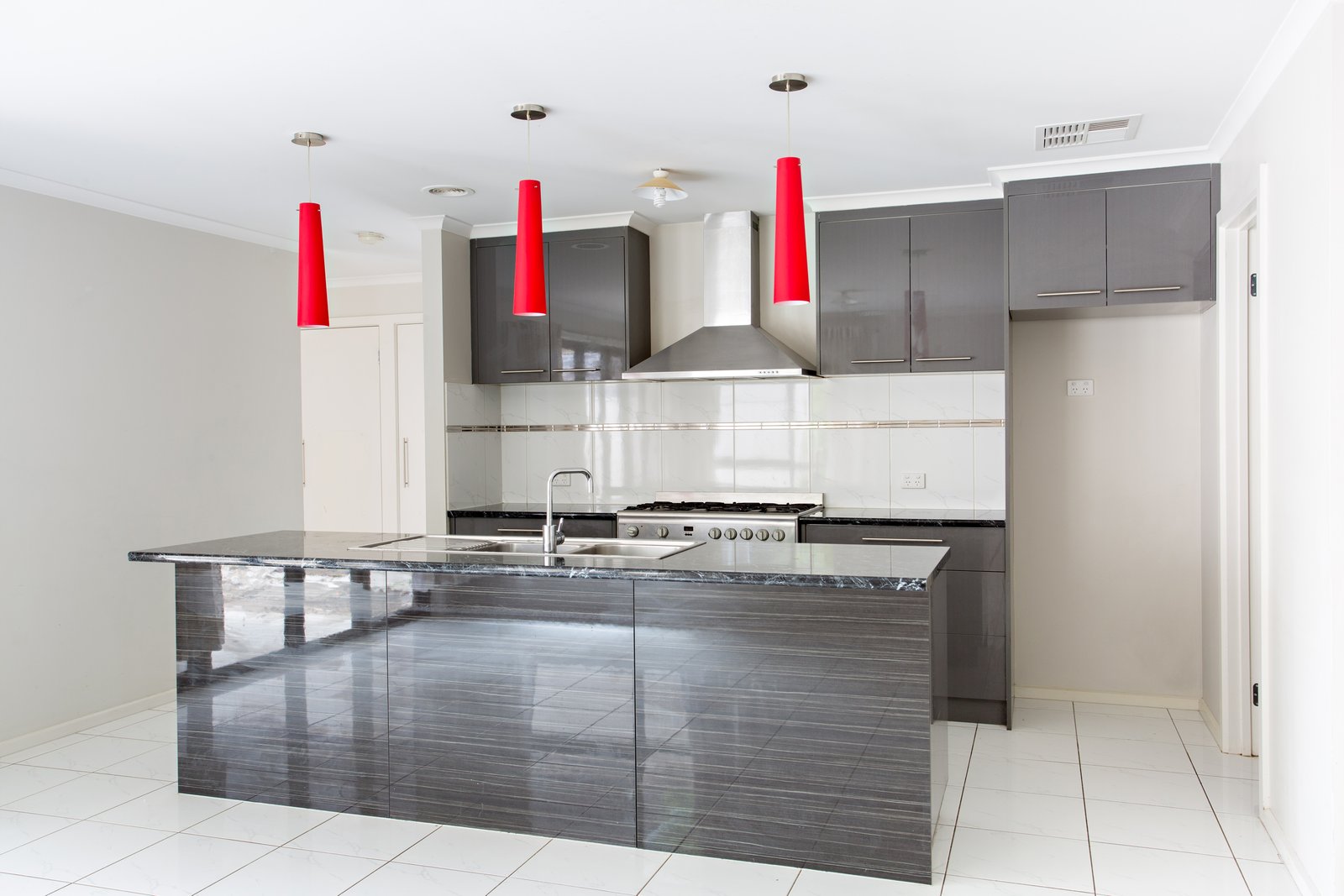 Gallery: 7 Tangerine Street