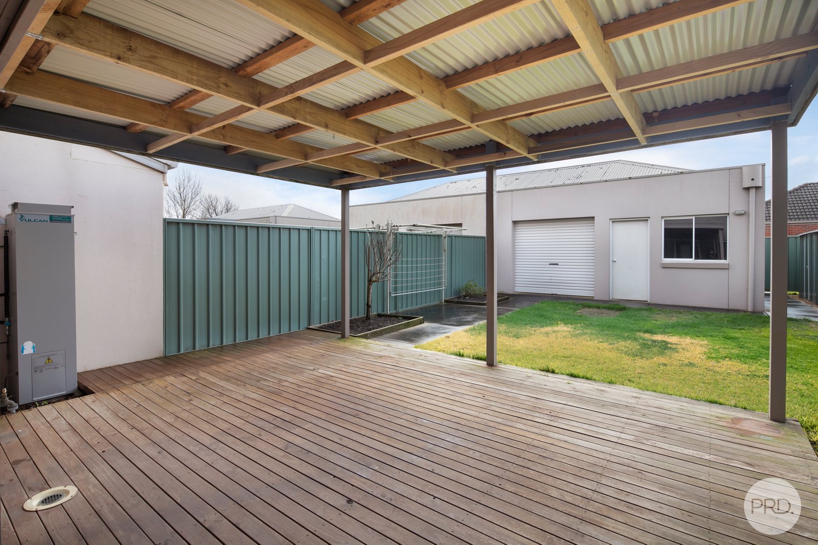 7 Taunton Place LAKE GARDENS 10