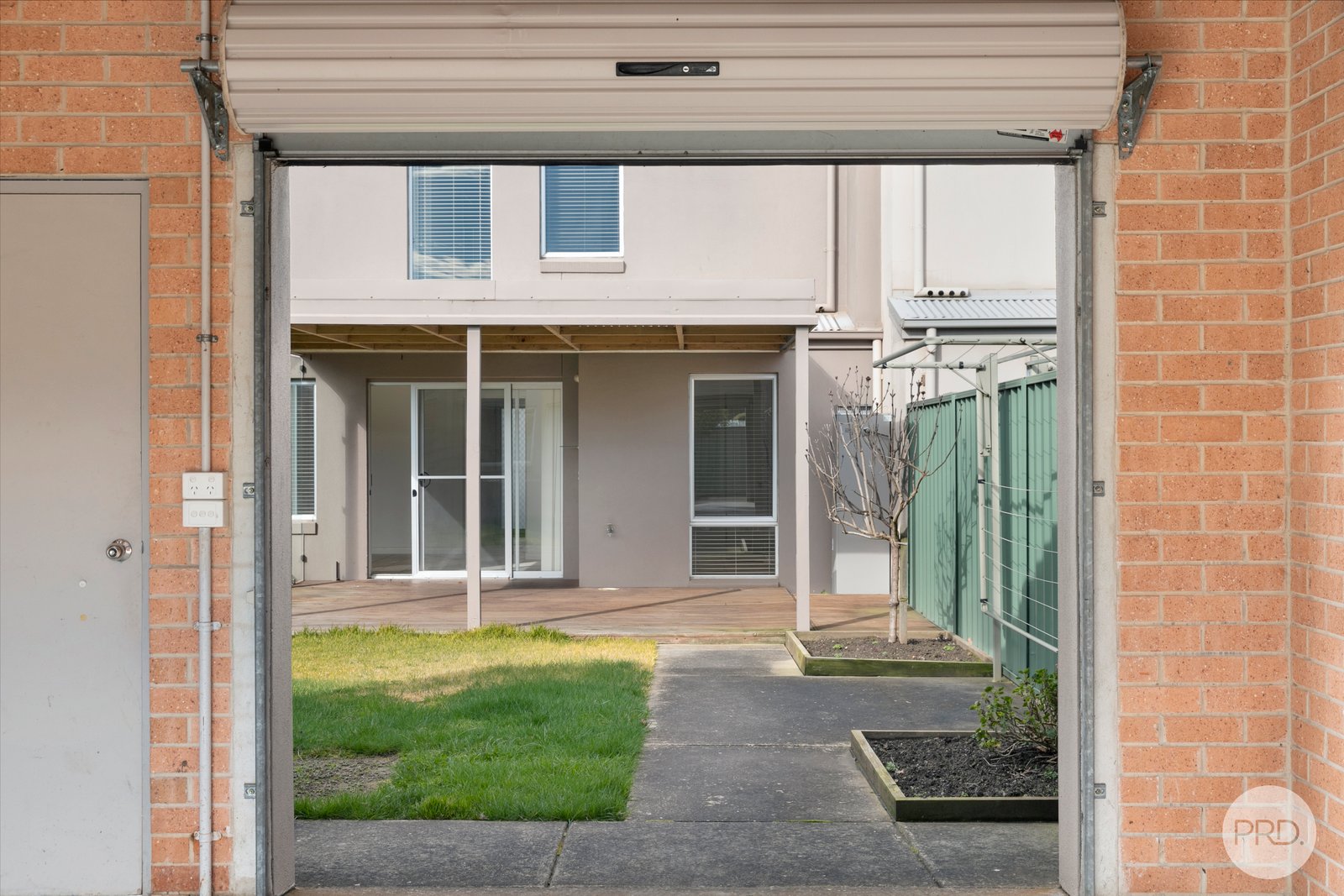 7 Taunton Place LAKE GARDENS 11