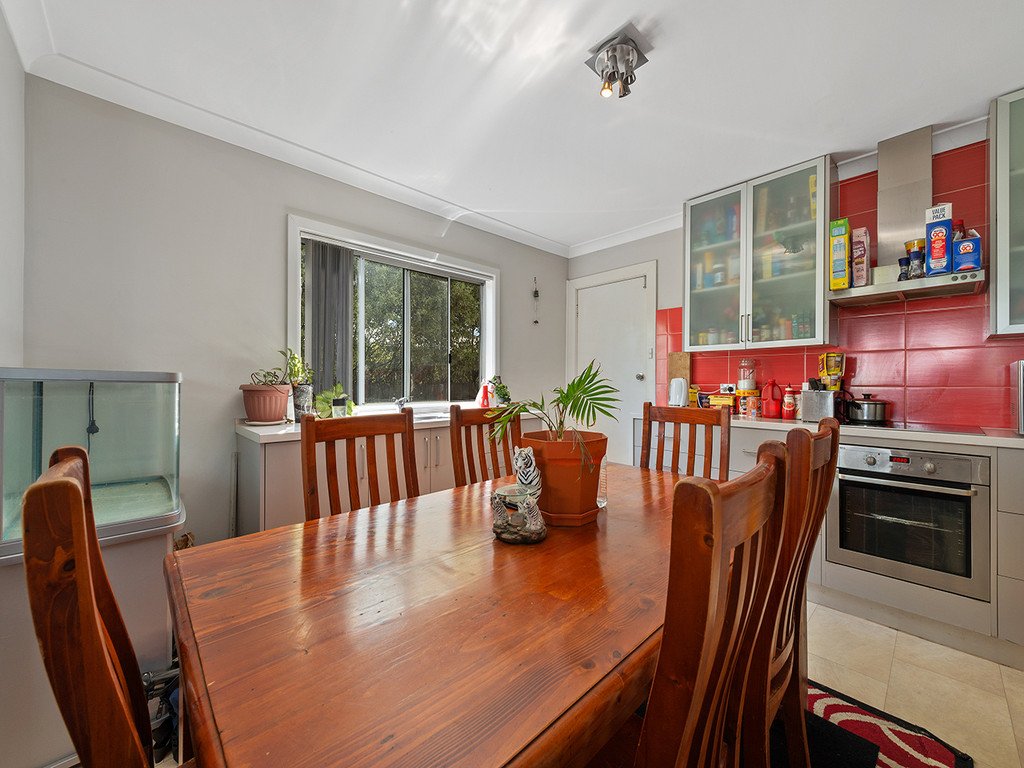 7 Teal Street CLAREMONT 2