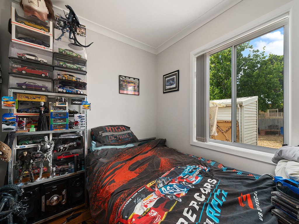 7 Teal Street CLAREMONT 8