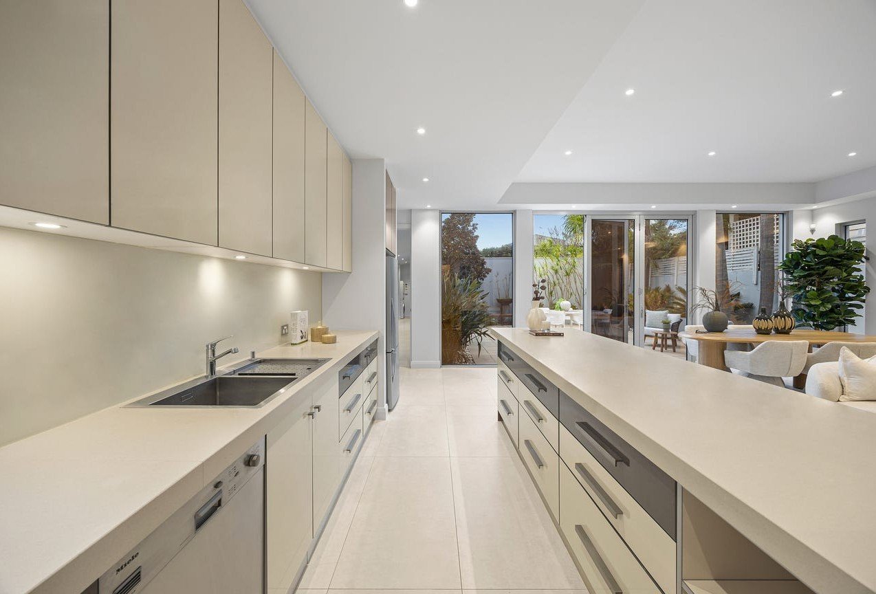 Gallery: 7 Tennyson Street
