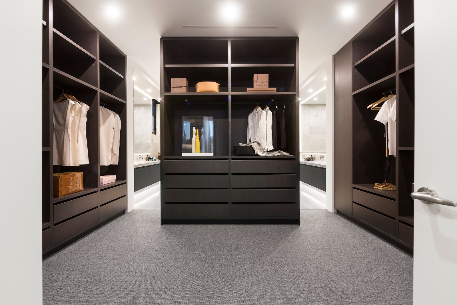 Real Estate and Property in 7 Teringa Place, Toorak, VIC