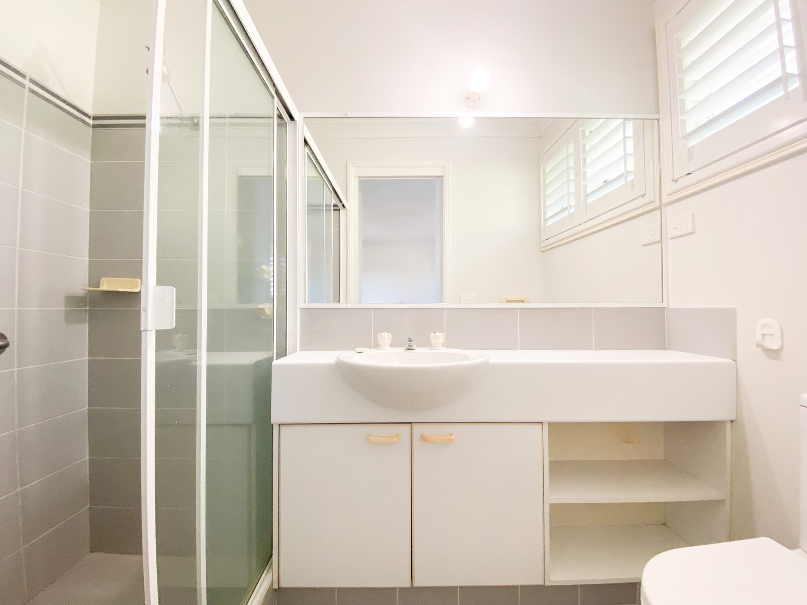 7 The Anchorage  CORLETTE 23