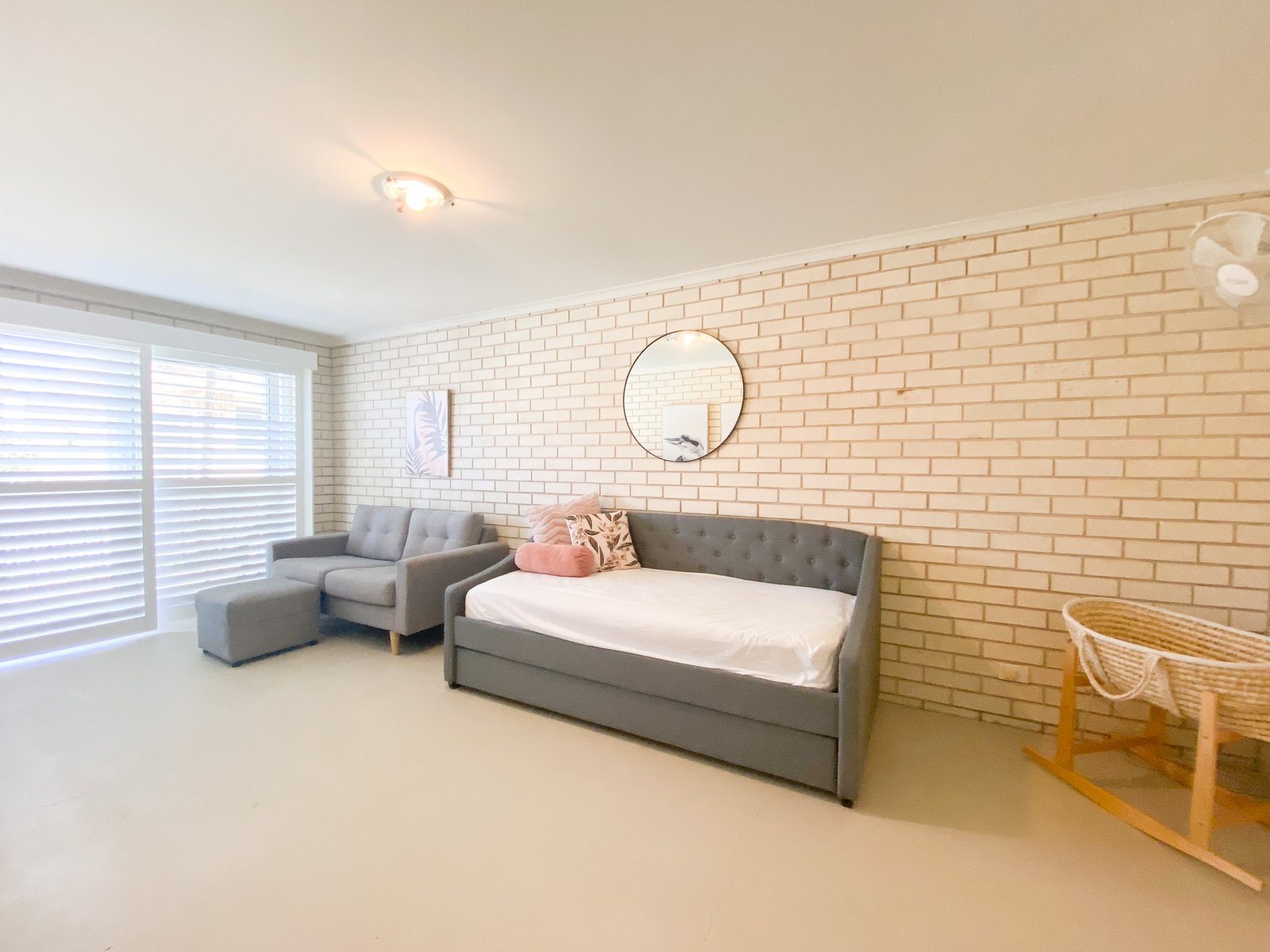 7 The Anchorage  CORLETTE 26