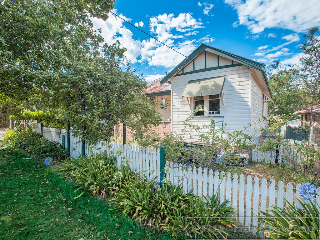 7 Thompson Street EAST MAITLAND 1