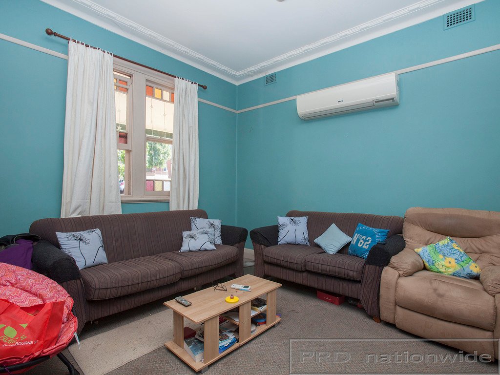 7 Thompson Street EAST MAITLAND 2