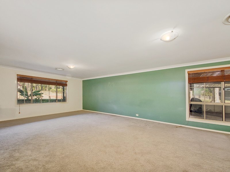 7 Thornbill Grove THORNTON 7