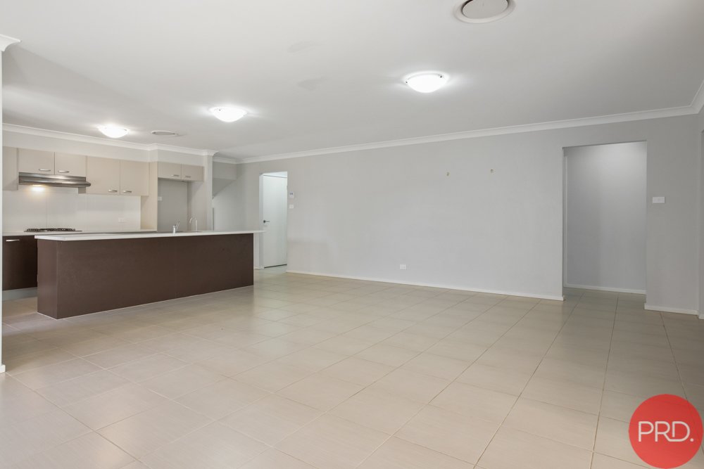 7 Thorncliffe Avenue THORNTON 4