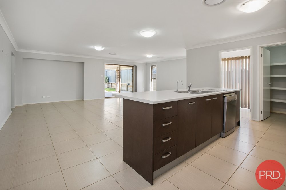7 Thorncliffe Avenue THORNTON 5