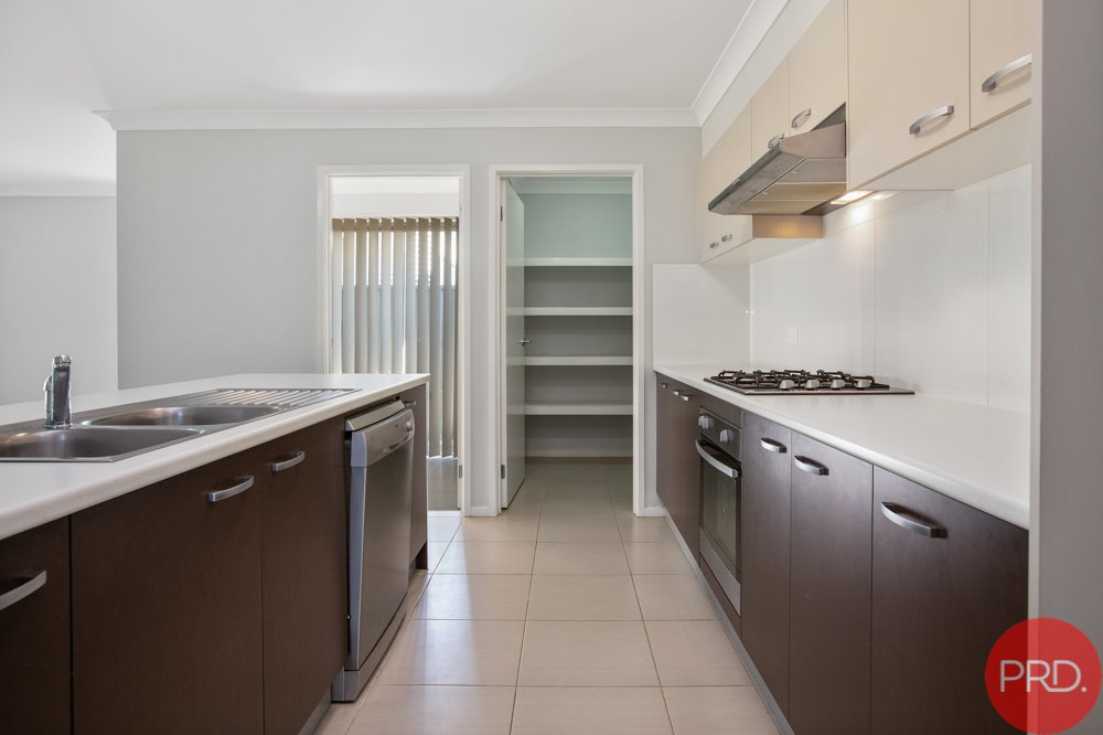 7 Thorncliffe Avenue THORNTON 6