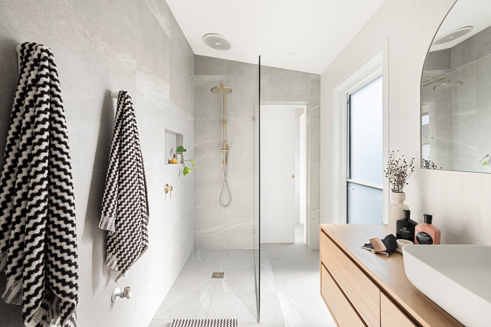 7 Ti-Tree Grove, Mornington, 3931