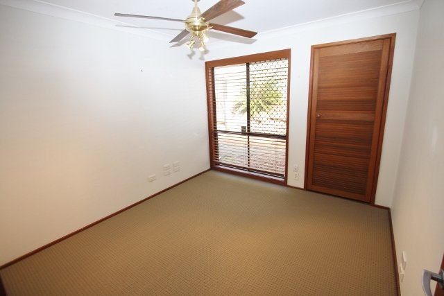 7 Tibor Court ASHMORE 6
