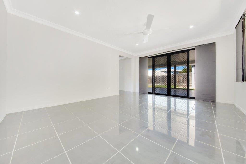 7 Tina Drive TANNUM SANDS 12