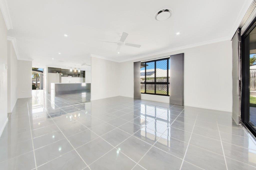 7 Tina Drive TANNUM SANDS 13