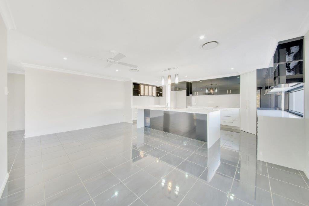 7 Tina Drive TANNUM SANDS 16