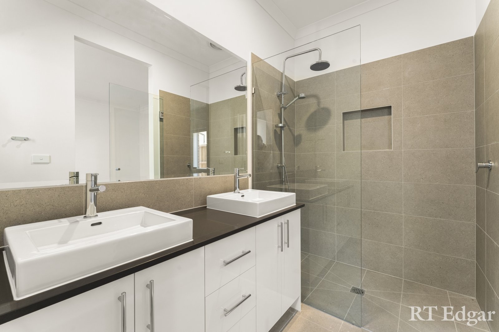 Real Estate and Property in 7 Tinsmith Drive, Kyneton, VIC