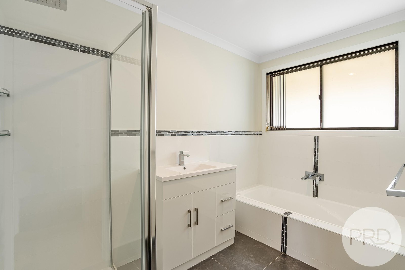 7 Tivoli Road OLD BEACH 8