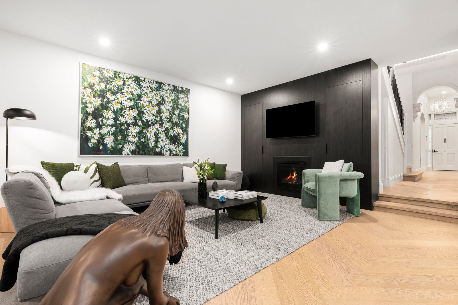 Real Estate and Property in 7 Tivoli Road, South Yarra, VIC