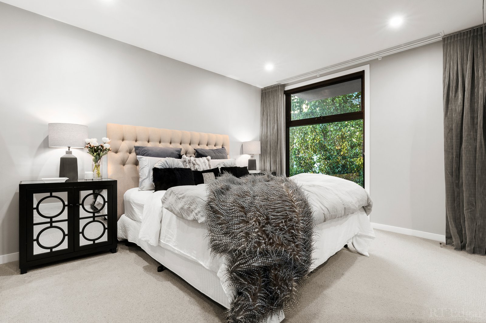 Real Estate and Property in 7 Tivoli Road, South Yarra, VIC