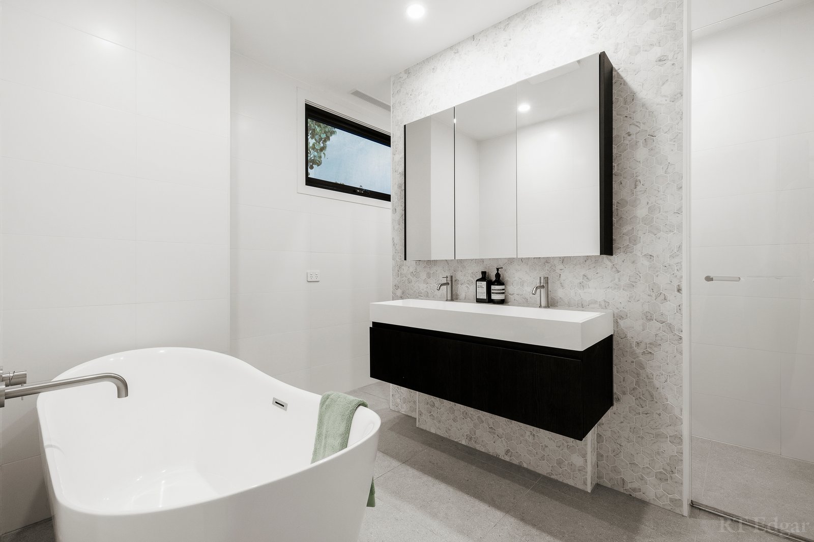 Real Estate and Property in 7 Tivoli Road, South Yarra, VIC