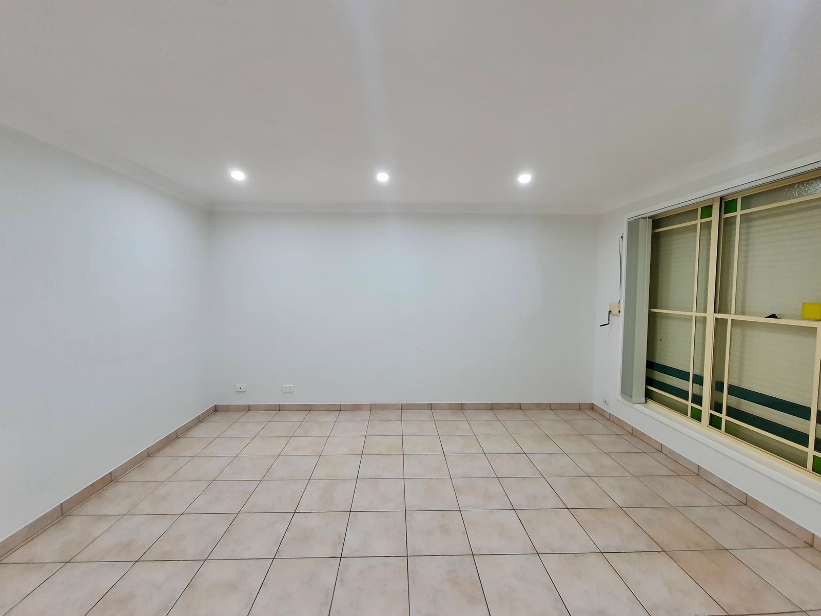 7 Topnot Ave  HINCHINBROOK 3