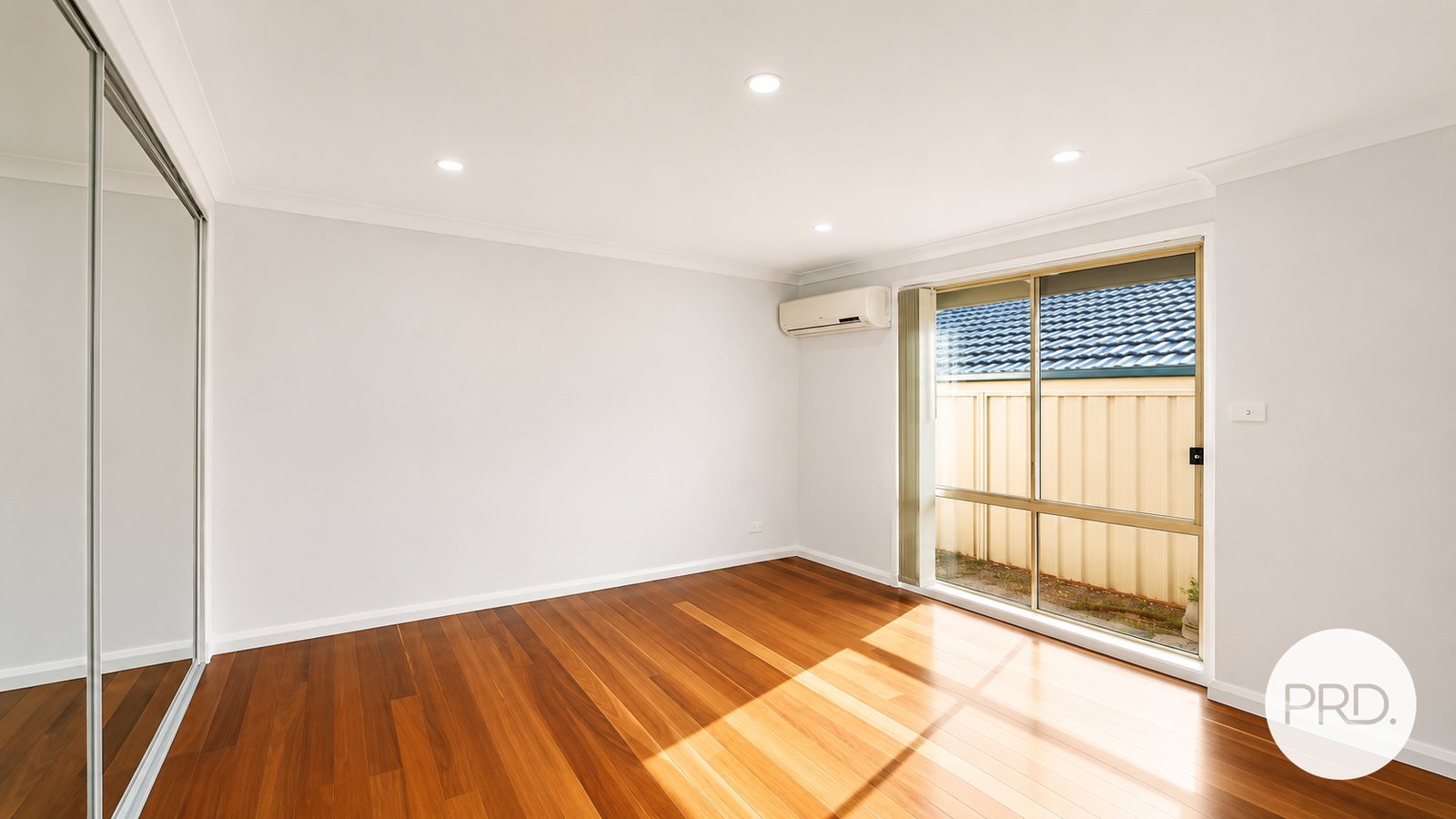 7 Topnot Ave  HINCHINBROOK 6